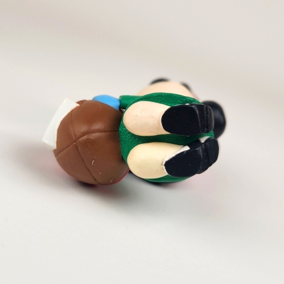 The Peanuts Gang Lucy & Football, 1994 Hallmark - Picture 6 of 13